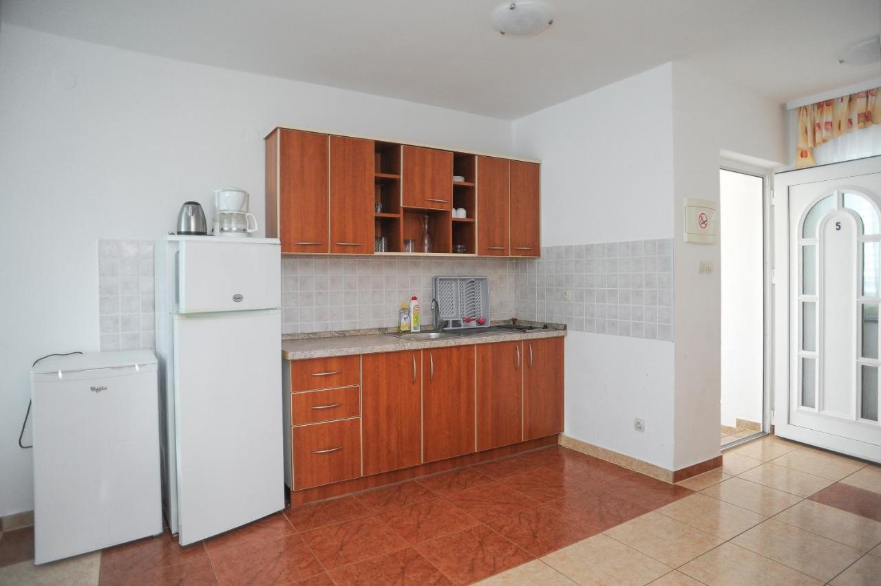 Guest house Apartmani Vila Caska Caska