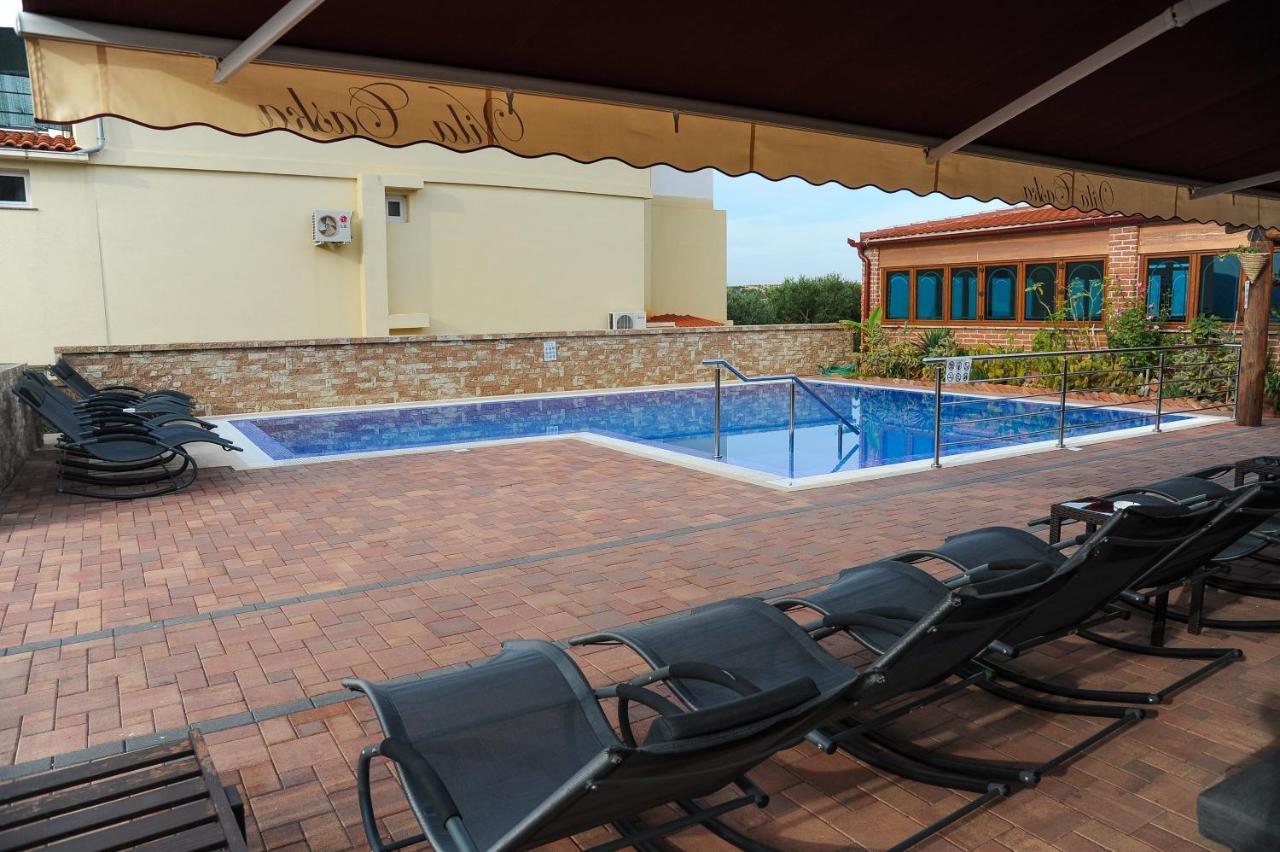 Apartmani Vila Caska 3*