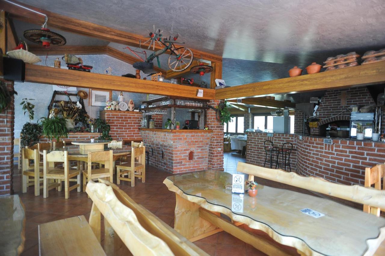Guest house Apartmani Vila Caska 3*