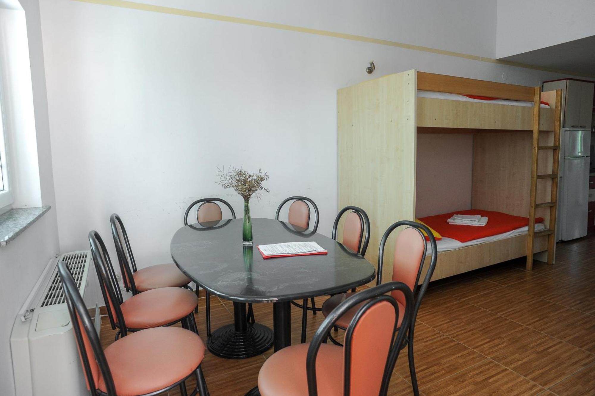 Apartmani Vila Caska Guest house 3*