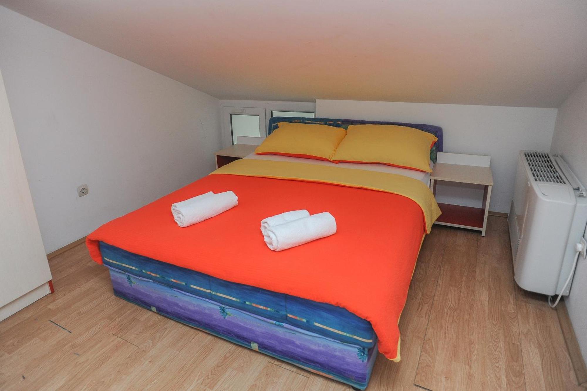 Guest house Apartmani Vila Caska