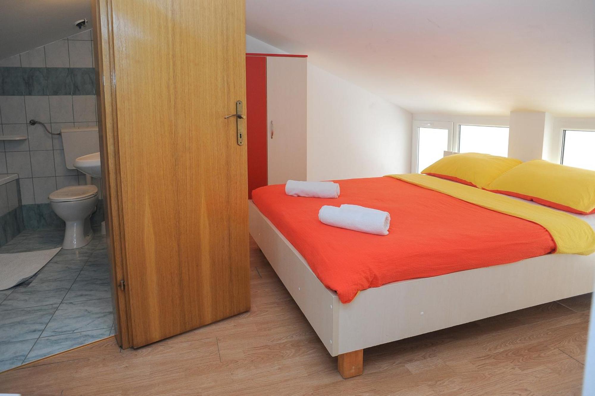 Guest house Apartmani Vila Caska 3*